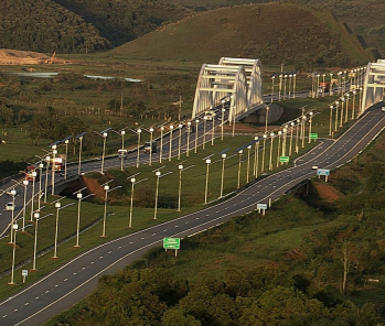 京瓷太陽能整合方案 照亮巴西高速公路